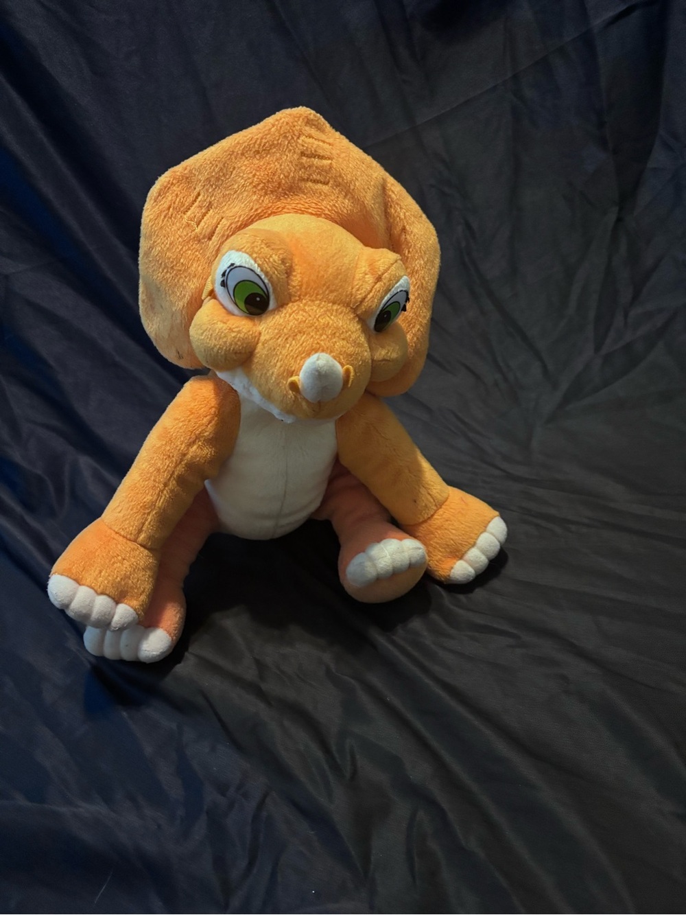 Sera plush